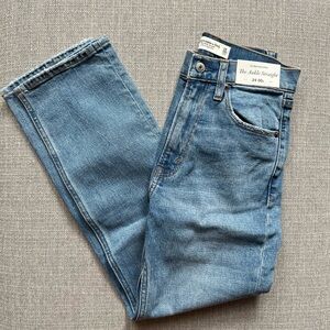 Abercrombie Ultra High Rise Ankle Straight Jeans